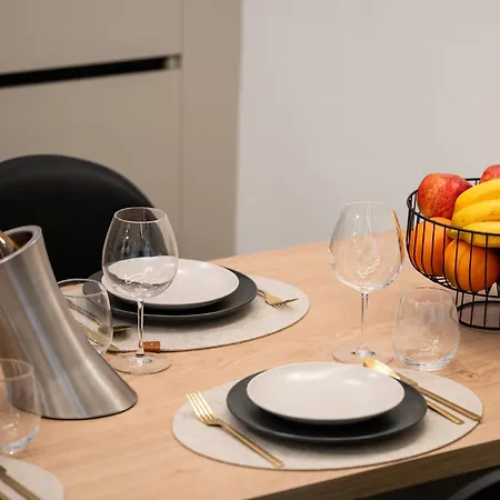 Apartament Fremdfamilyboutique Msliving *